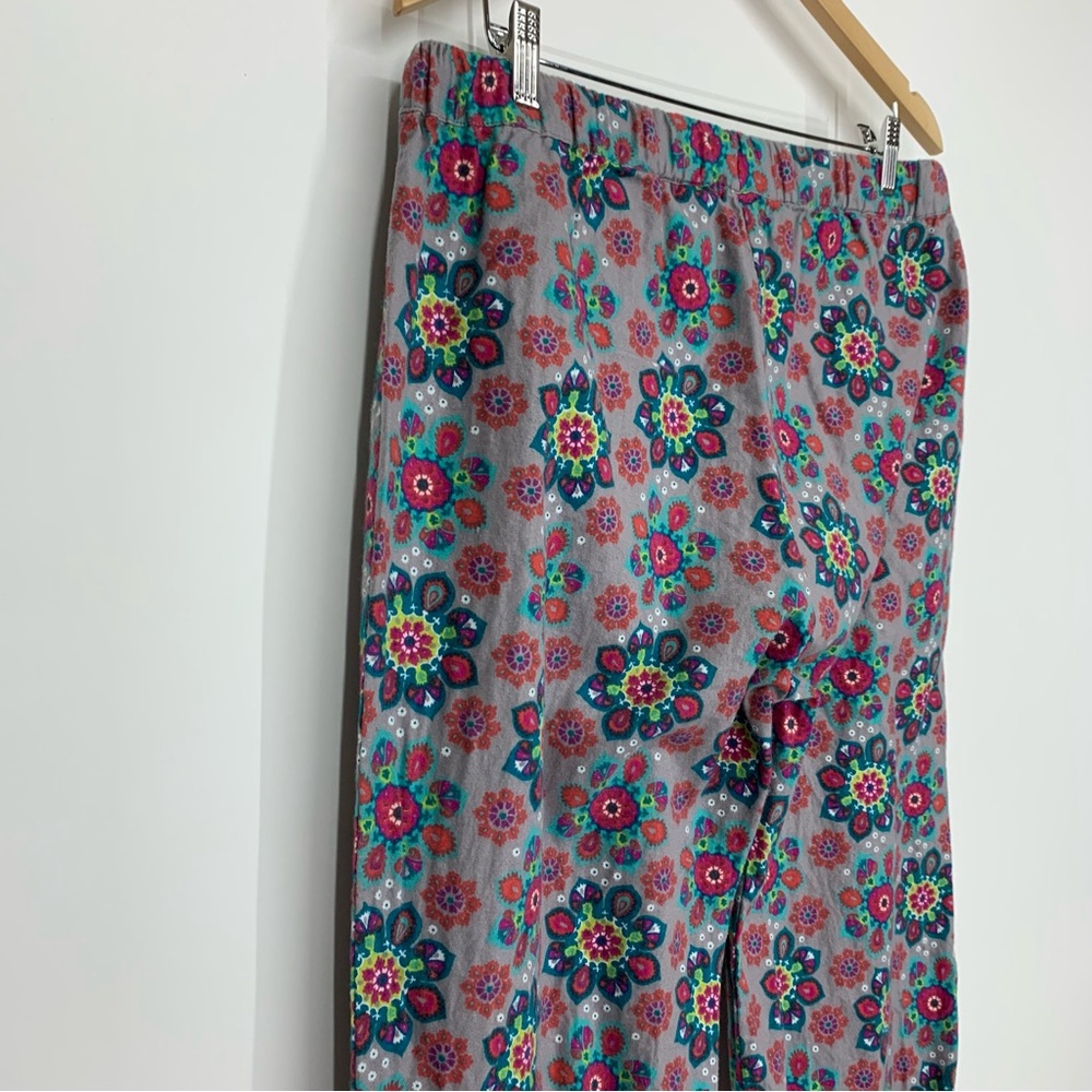 World Market Geometric Floral Boho Pajama Lounge Pants With Contrast Button Cuff - Picture 7 of 16